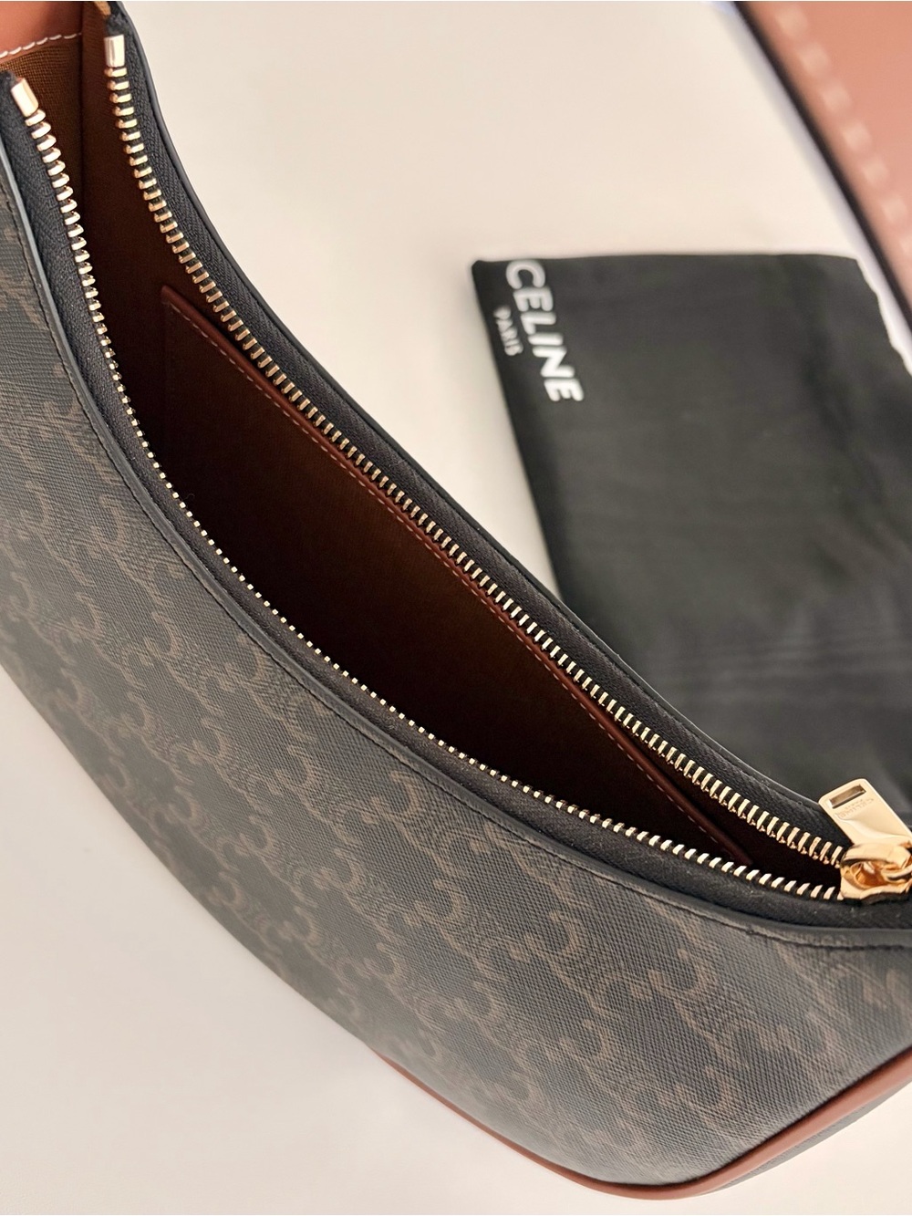 Celine Ava Bag - Triomphe Canvas - Picture 6 of 13
